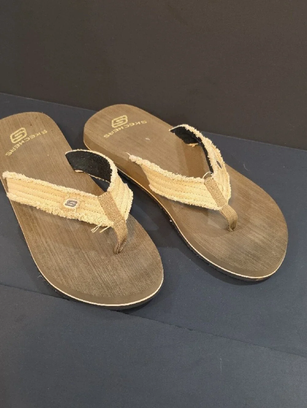 Skechers Women’s Beige/Tan Fabric Strap Sandals